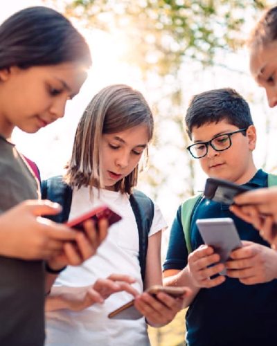 budget-phone-for-students-image-1-11172024
